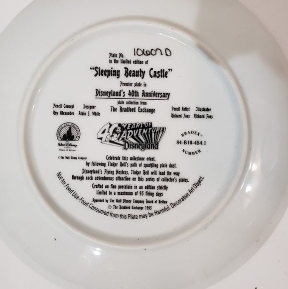 Disneyland 40th anniversary collectable plate - Picture 8 of 10